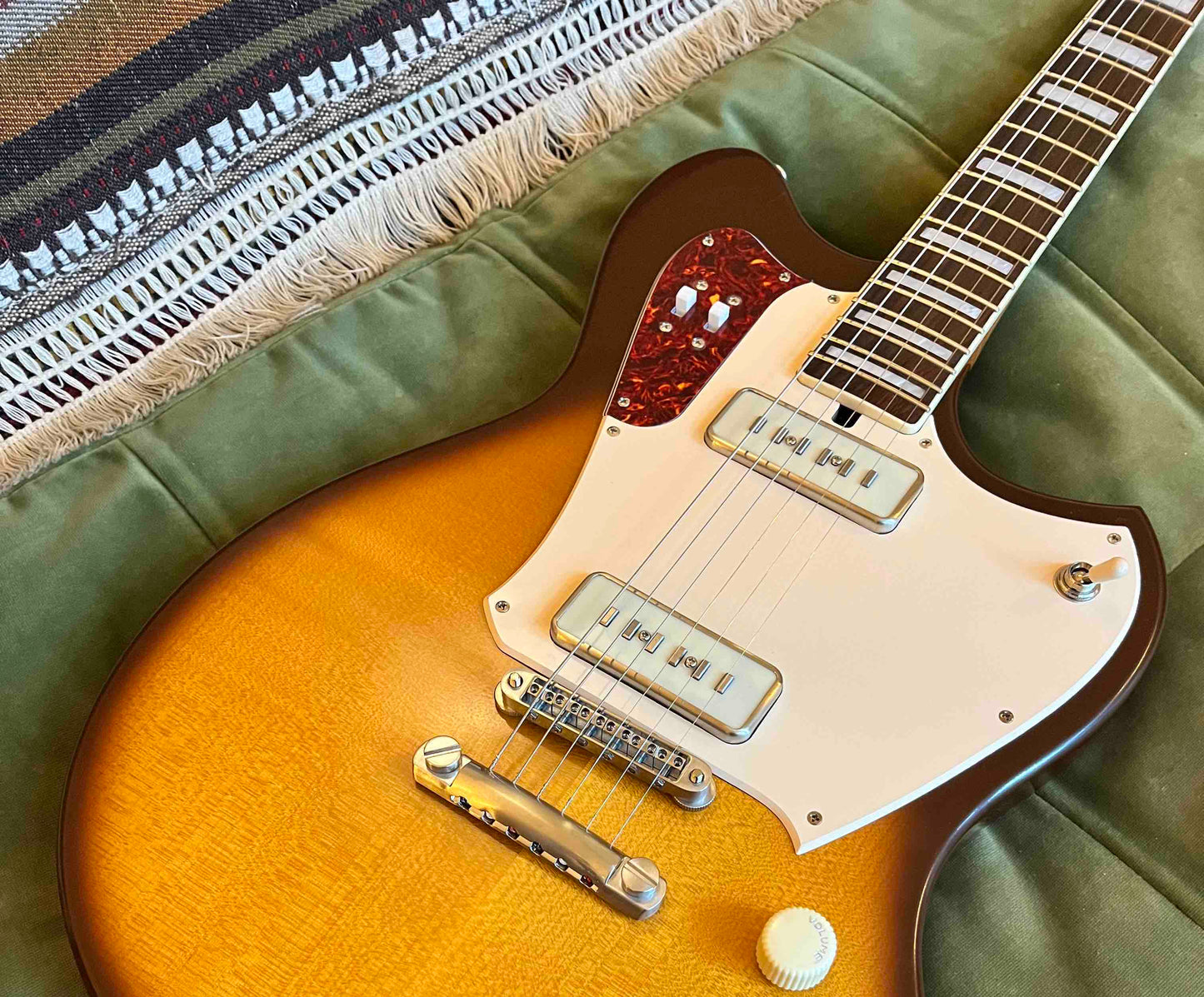 Albatross II - '73 Tobacco Burst