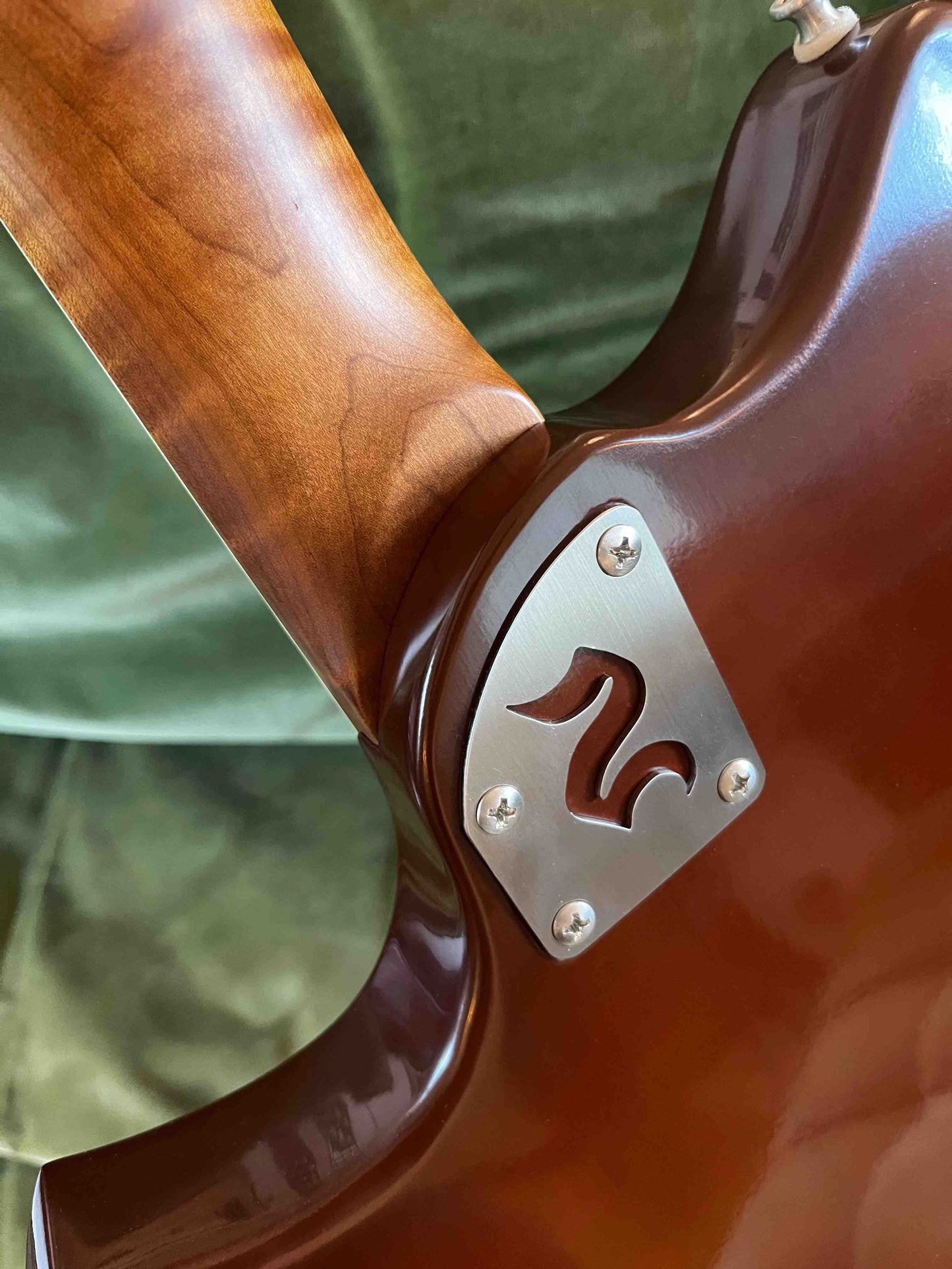 Albatross II - '73 Tobacco Burst